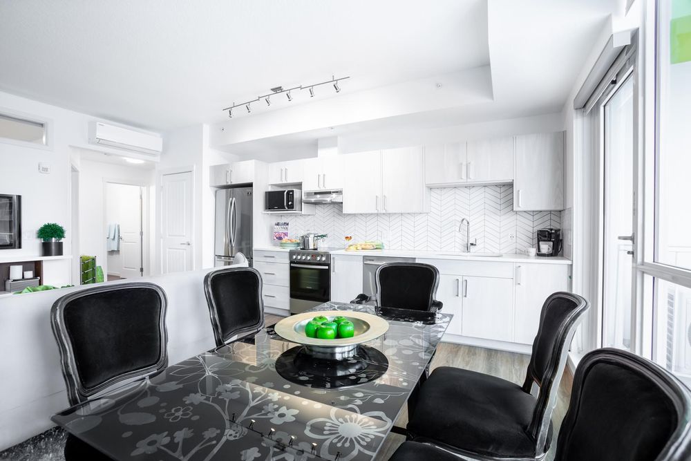 Dining area beside the kitchen
